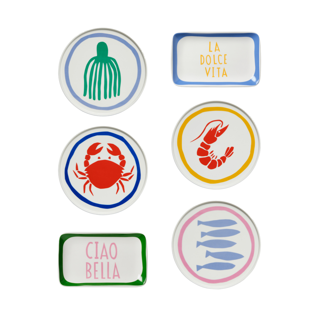 Coastal Styling Set In The Roundhouse