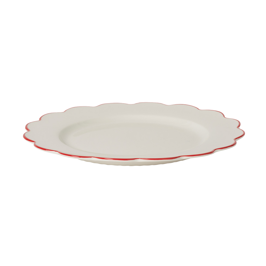 Red Scallop Dinner Plate Set of 4