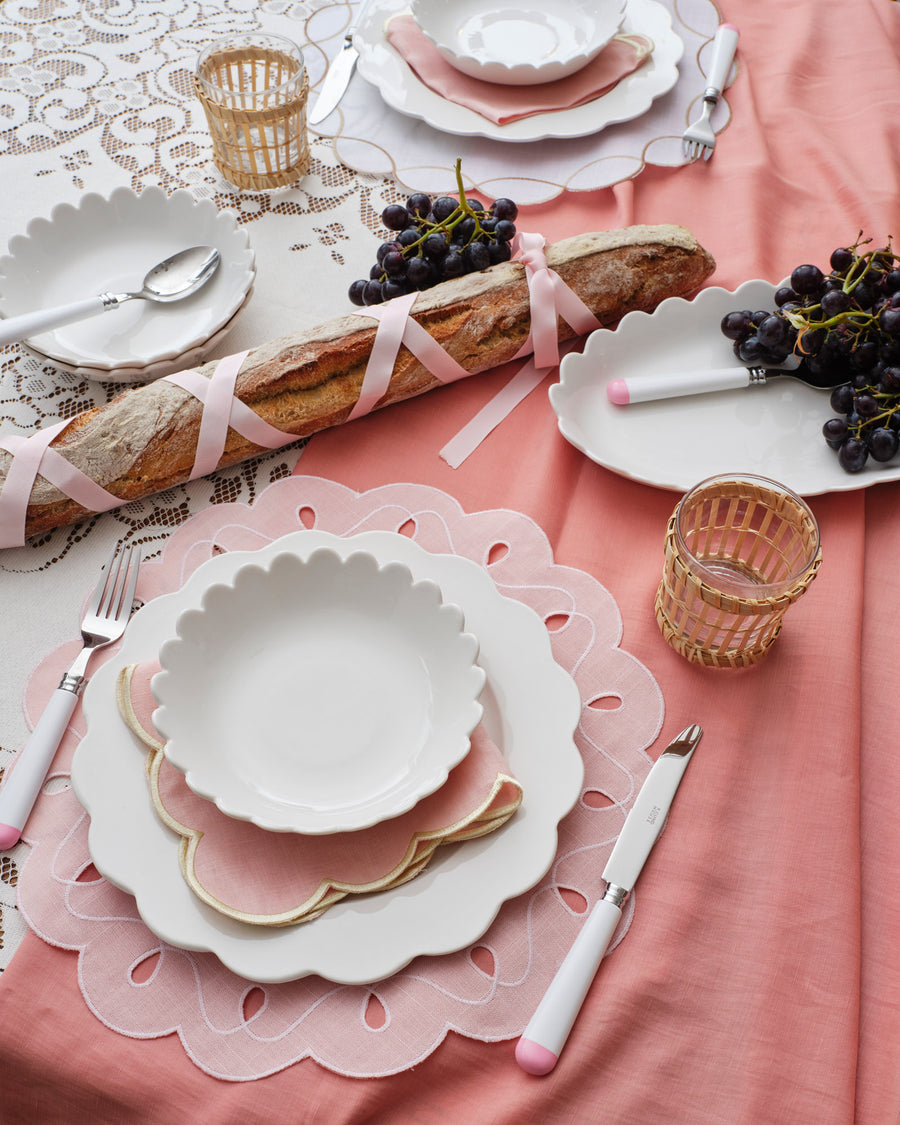 White Scallop Dinner Plate Set of 4