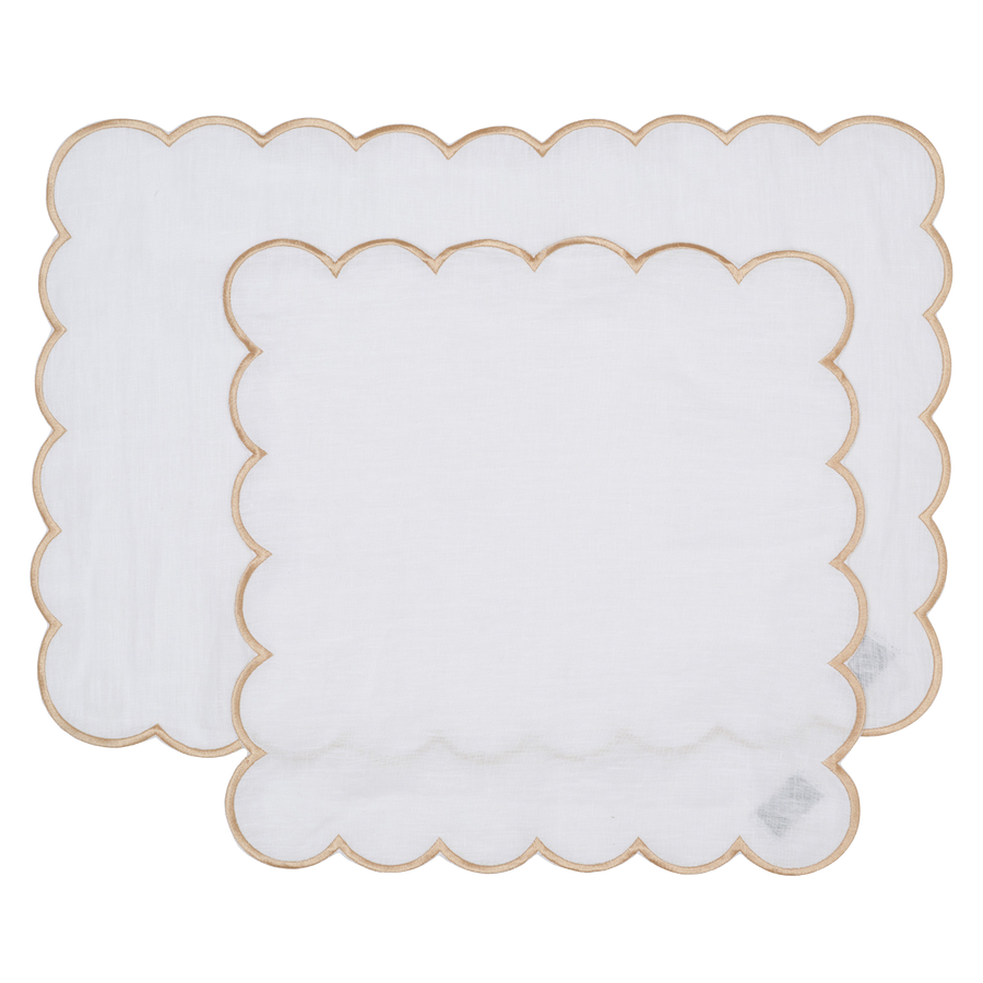 White and Beige Scalloped Napkin and Placemat Set - Set of 4