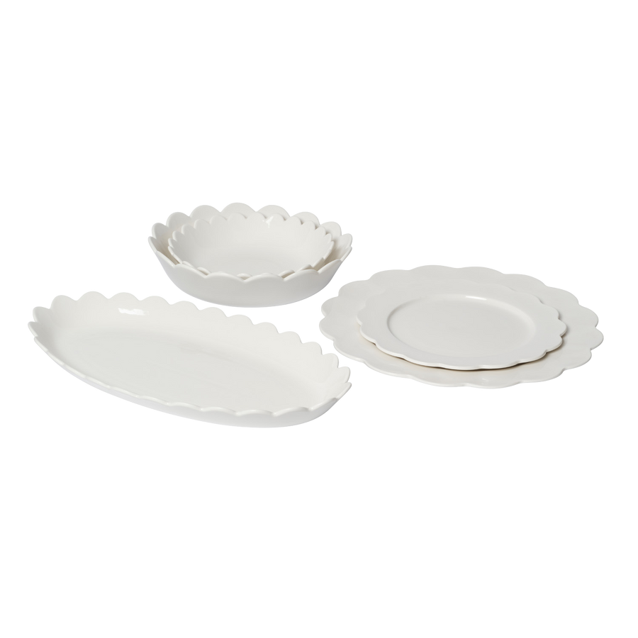 White scalloped dinnerware outlet